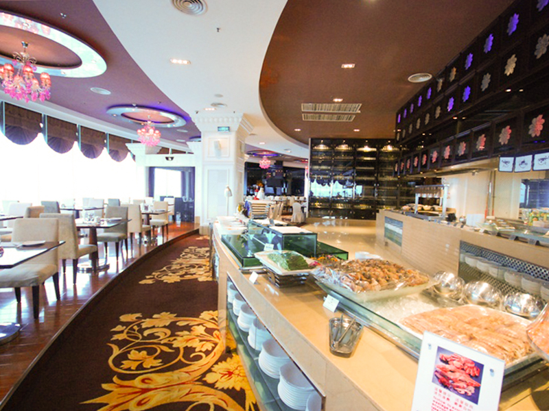 Revolving restaurant